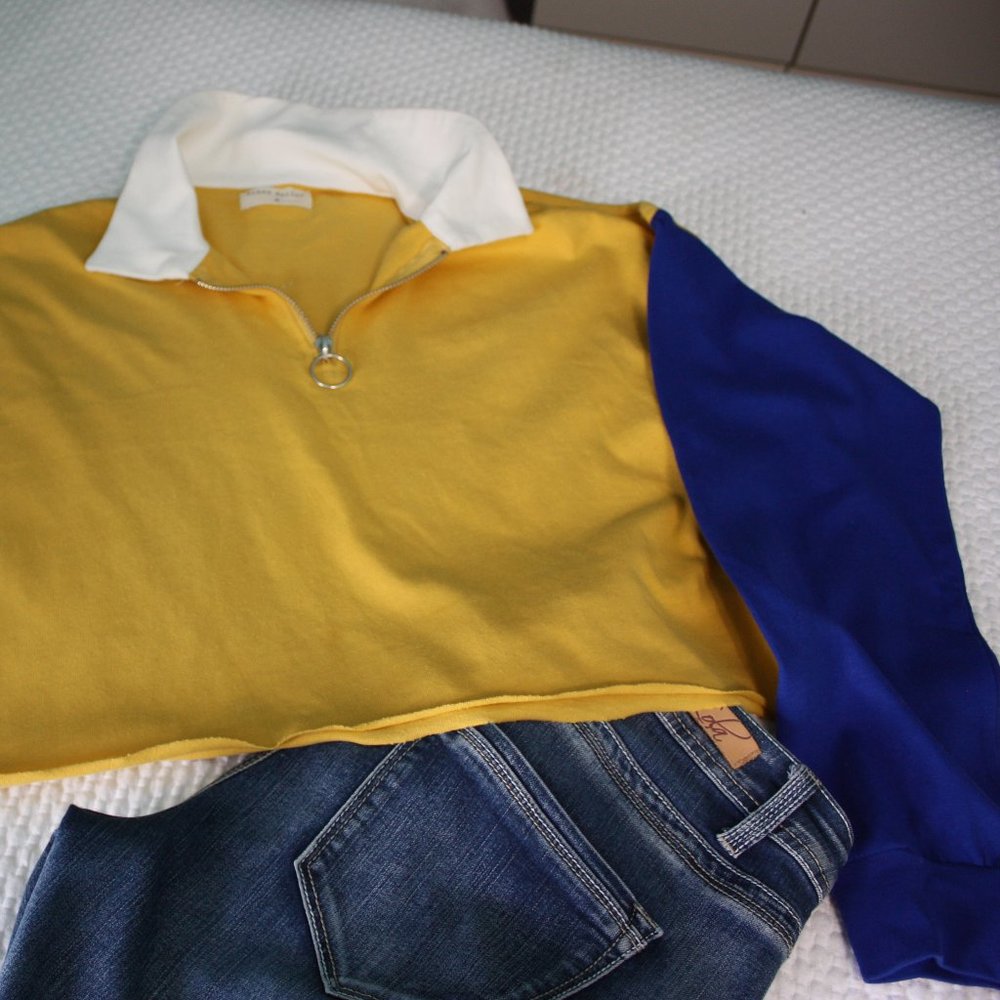 New Without Tags Long Sleeve Crop
